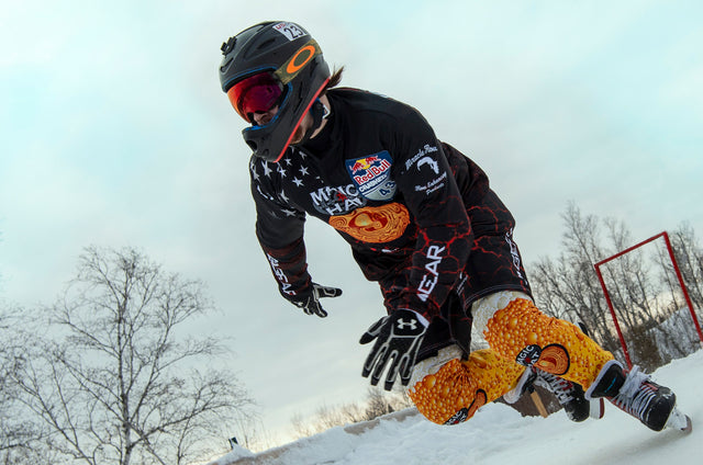 Snowshine Sports creates high-quality backpacks and products built to withstand the elements and support your active lifestyle. 
